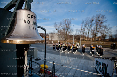 Port Wojenny w Gdyni. Ceremonia ostatniego opuszczenia...