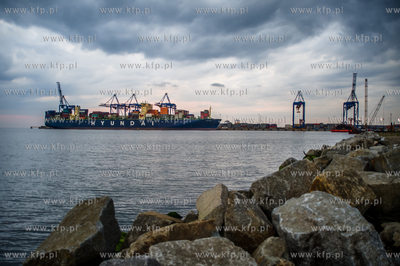Gdansk. Terminal kontenerowy DCT. Kolejne zawiniecie...