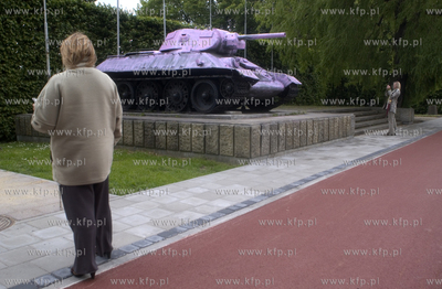 Aleja Zwyciestwa w Gdansku. W nocy nieznani sprawcy...