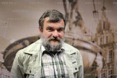 Galeria Baltycka. Spotkanie w EMPIK-u,  z aktorami...