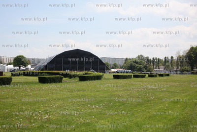 TOP Trendy na sopockim hipodromie. Nz. ostatnie przygotowania...