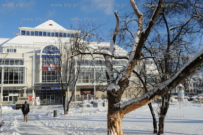 Sopot. Intensywne opady sniegu w Trojmiescie w nocy...