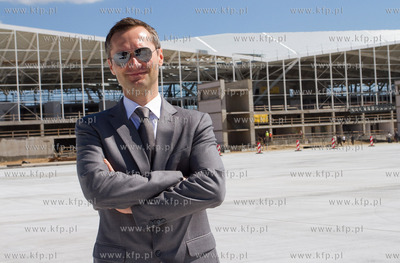 Jaroslaw Walesa na budowie terminala T2 Portu Lotniczego...