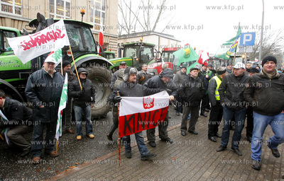 Protest rolnikow i zwiazkowcow Solidarnosci z zachodniopomorskiego...