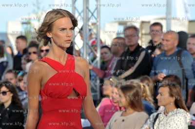 Sopot Fashion Week. Pokaz mody Strefa Fashion - L'Emi...