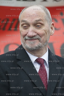 Gołubie. Obchody 73 rocznicy śmierci porucznika Józefa...