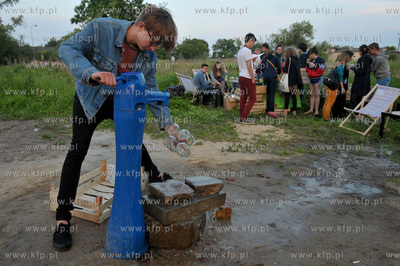 Streetwaves czyli artystyczna akcja miejska w Gdansku...