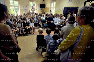 Zakonczenie roku szkolnego w SP na 83 w Gdansku Kokoszkach....