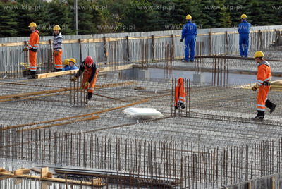 Banino, ul. Tuchomska. Uroczystosc wmurowania kamienia...