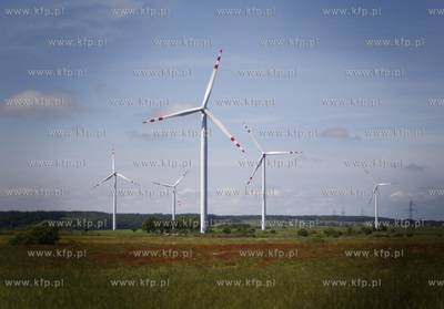Elektrownia wiatrowa w okolicach Jastrzebiej Gory....