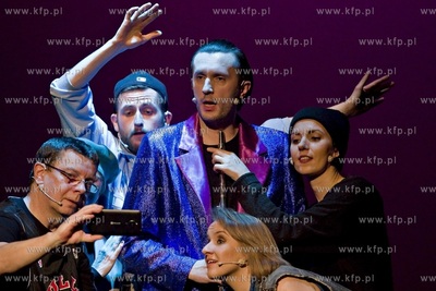 Teatr Miniatura w Gdańsku.  Koncert noworoczny Peron,...