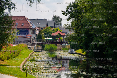 Nowy Dwór Gdański. Promenada wzdłuż rzeki Tugi....