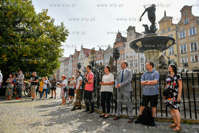 Gdańsk. Przedproża Dworu Artusa. Prawykonanie utworu...