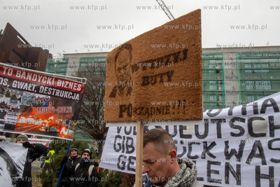 Protest przeciwko Zielonemu Ładowi organizowany przez...