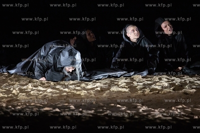 Gdańsk, Teatr Wybrzeże. Próba medialna spektaklu...