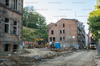 Rewitalizaja Biskupiej Górki. Nz. Budynki przy ulicy...