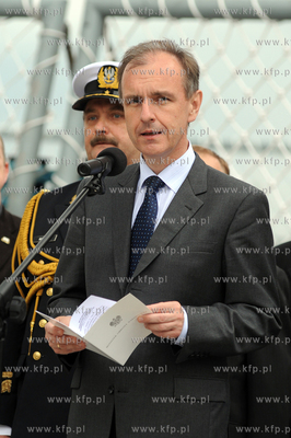 Port wojenny Oksywie w Gdyni. Przekazanie dowodzenia...