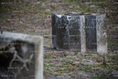 Gdansk. Teren bylego cmentarza ewngelickiego w Ujescisku,...
