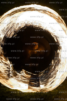 Pruszcz Gdanskich. Pierwsza edycja Festiwalu Swiatla.
Nz...