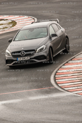 Pszczółki. Ośrodek Doskonalenia Techniki Jazdy PORD...