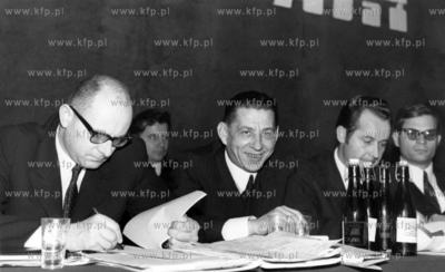 Członek Biura Politycznego KC PZPR, wicepremier Stanisław...