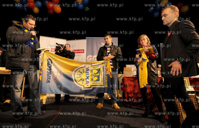 Gdynia. XVIII final Wielkiej Orkiestry Swiatecznej...