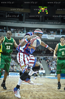 Harlem Globetrotters Poland Tour 2010. Mecz a wlasciwie...