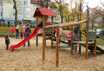 Gdansk, Siedlce. Otwarcie nowego malego placu zabaw...