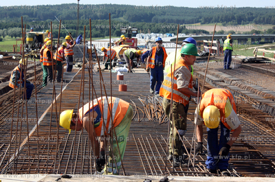 Kwidzyn. Budowa mostu przez Wisle.  Inwestycja warta...