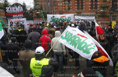 Protest rolnikow i zwiazkowcow Solidarnosci z zachodniopomorskiego...