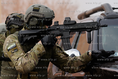 Gdansk. Gimnazjum nr 29 na Suchaninie. Pokazy Gdanskiej...