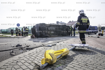 Pelplin. Kierowca busa, którym podróżowało 20 osób...