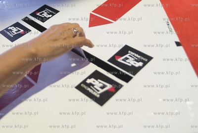 43. Festiwalu Polskich Filmów Fabularnych. Urny do...