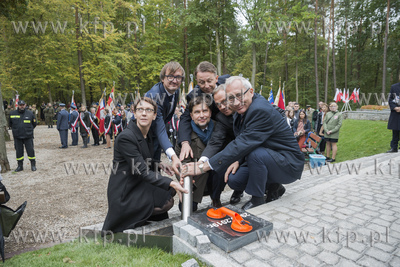 Obchody 80. rocznicy niemieckiej zbrodni w Lesie Szpęgawskim....