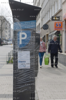 Wzorowo wprost do apelu by pozostac w domach podchodza...