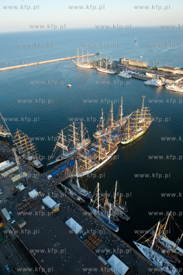 Tall Ships' Races 2009 w Gdyni z lotu ptaka. Zlot Wielkich...