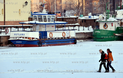 Takiej zimy nie bylo od wielu lat. Zimowe spacery po...