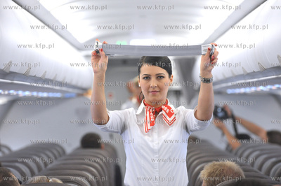 Lotnisko w Gdansku. Prezentacja nowego samolotu airbusa...