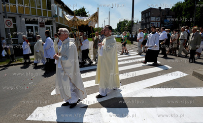 Uroczystosci i procesja Bozego Ciala w parafii sw....