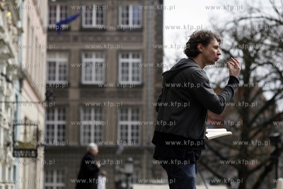 Gdansk. Ul. Dlugi Targ. Happening Pierwszy Zjazd Hamletów...