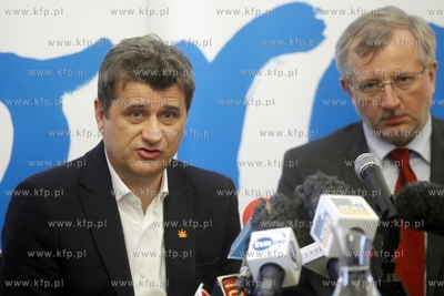 Gdansk. Konferencja prasowa Janusza Palikota i Marka...
