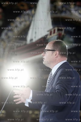 Gdansk. Dwor Artusa. Wyklad Guya Sormana i uroczystosc...