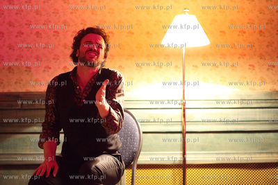 Siesta Festival. Wieczor Fado. Wystep Duarte w sali...