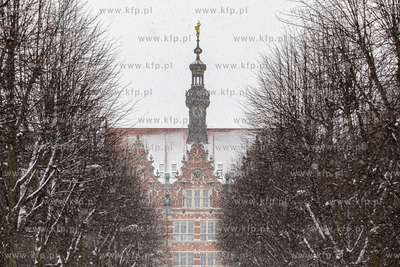 Zima w Gdańsku. Budynek głowny Politechniki Gdańskiej.
09.02.2021
fot....