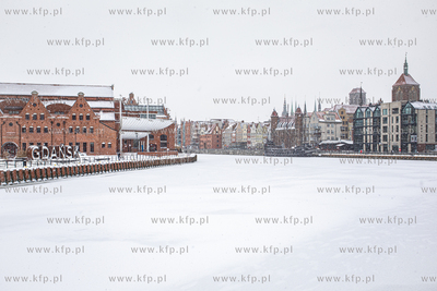 Zima w Gdańsku. Ołowianka, Długie Pobrzeże.
09.02.2021
fot....