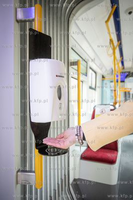 W gdańskich tramwajach i autobusach montowane są...