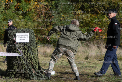 Akademia Marynarki Wojennej w Gdyni. Trenuj w wojskiem...
