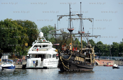 Odpust sw. Dominika na ulicach Gdanska w ramach Jarmarku...