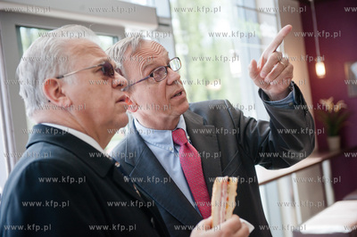 Gdansk. Nowo otwarta stacja benzynowa grupy Lotos....