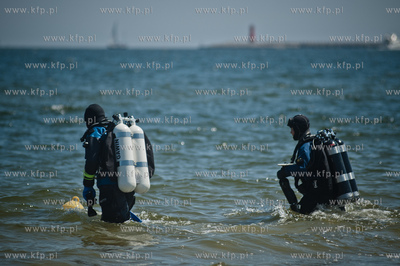Gdansk. Plaza w Brzeznie. Diving Day 2013 - impreza...